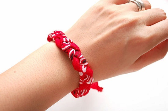 Crafting Unique Style: How to Make a Bandana Bracelet